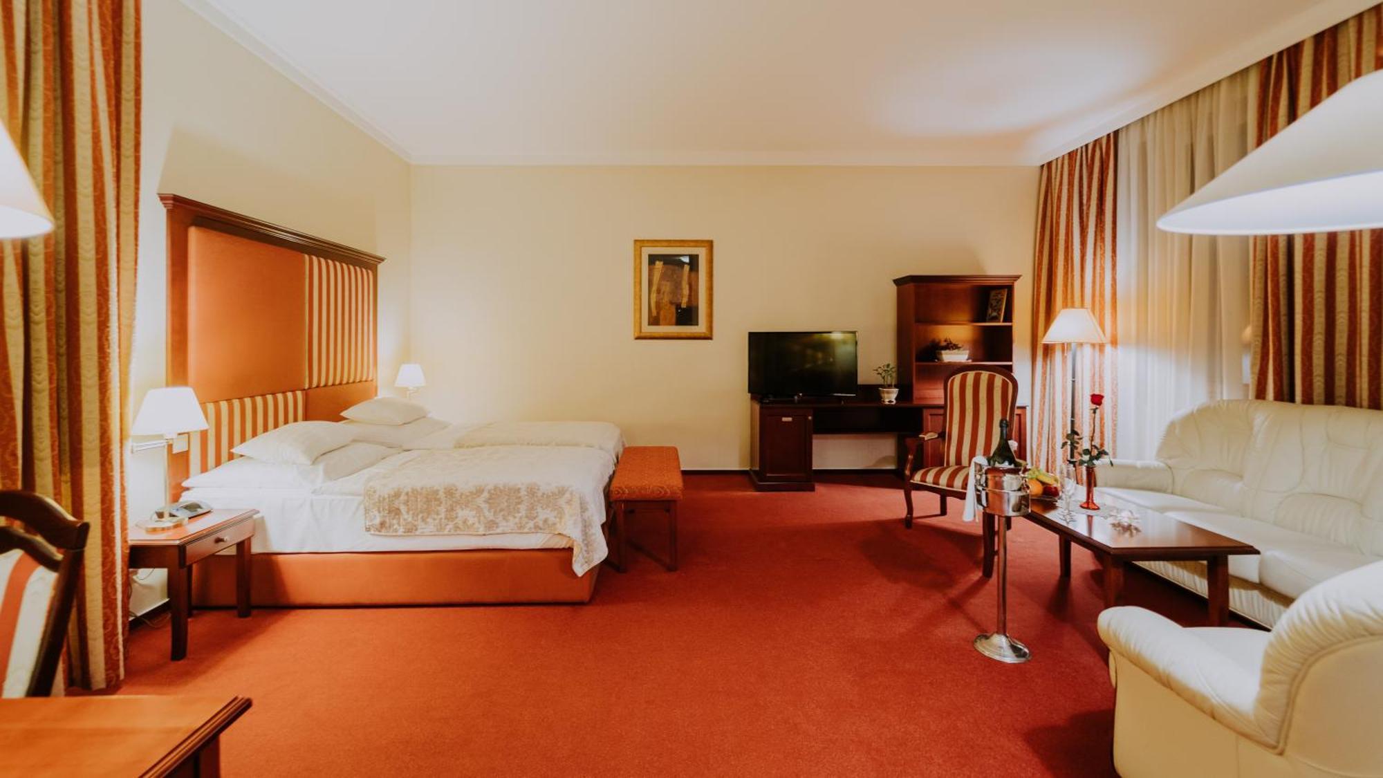 Boutique Hotel Maraton Košice Esterno foto
